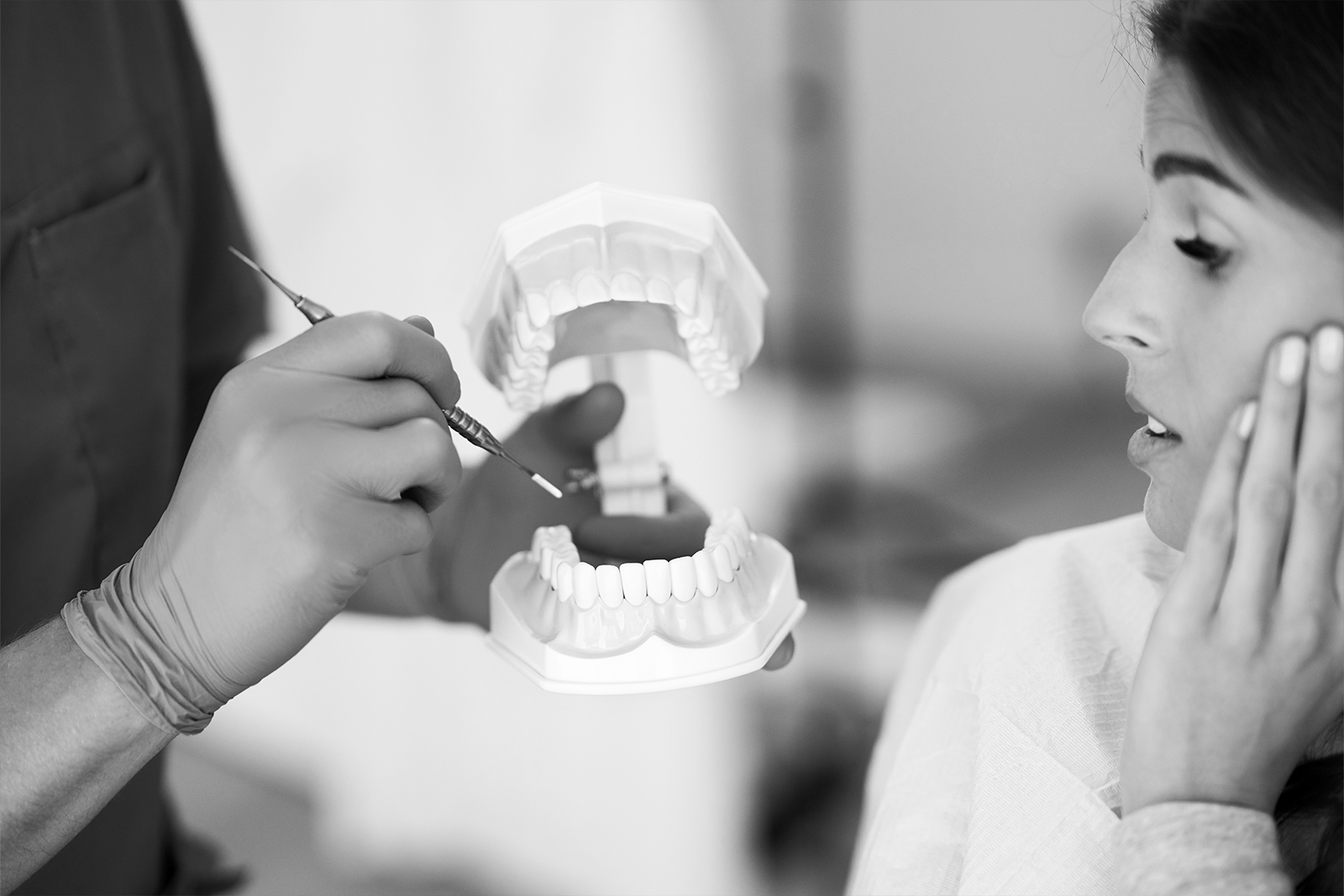 ¿Qué es la implantología dental?