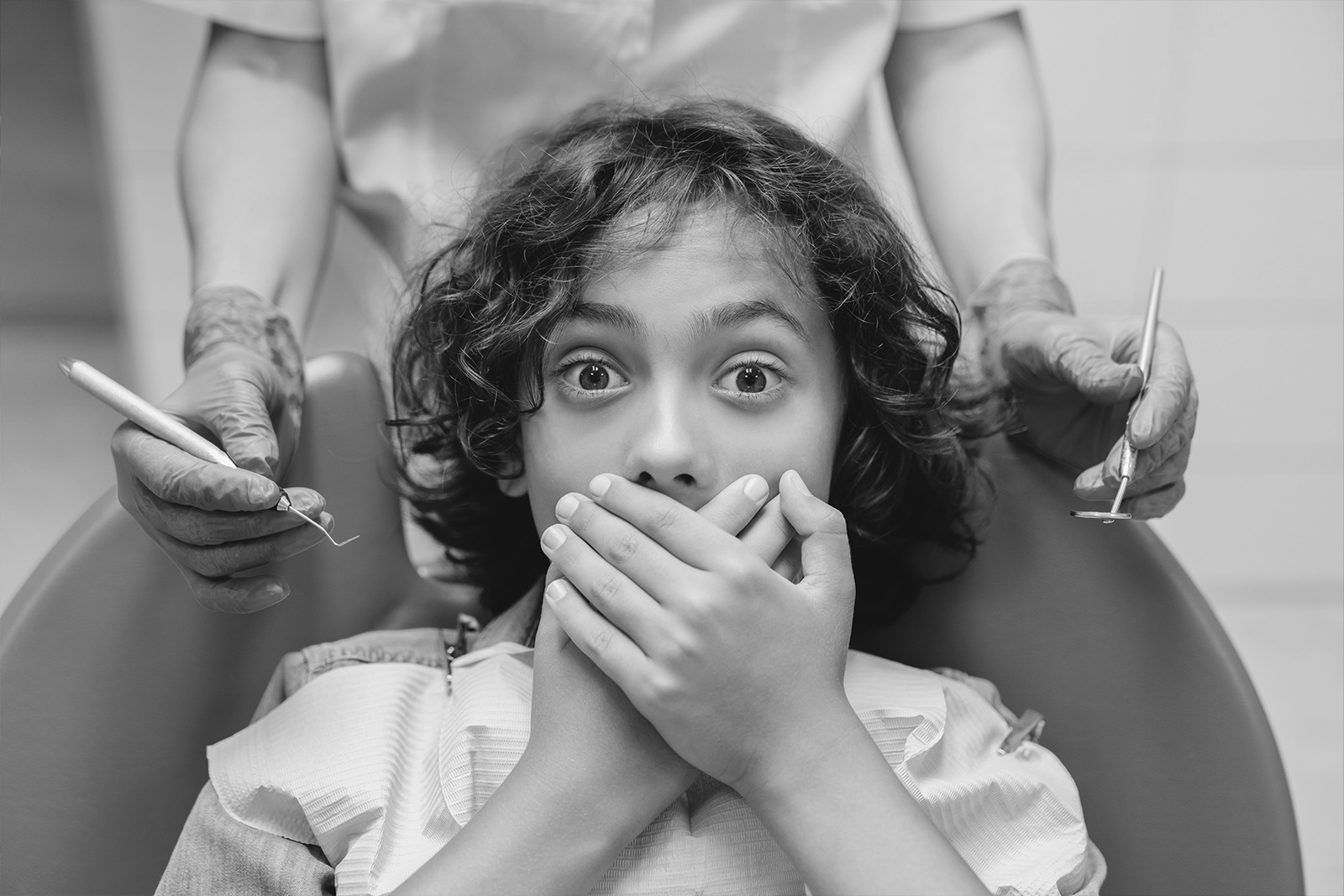 ¿Te da miedo ir al dentista? Descubre la odontología sin trauma en Sevilla